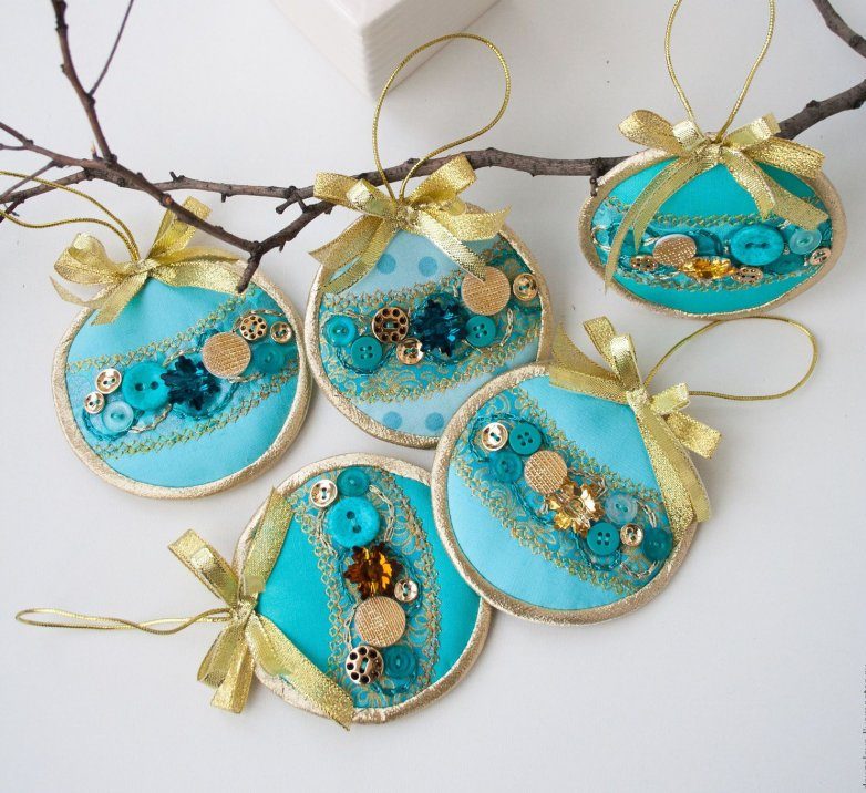 Новогодние поделки в детский сад своими руками: мастер-класс для детей младшей, средней и старшей группы с шаблонами для поделок