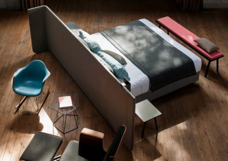 Как правильно поставить кровать в спальне любой площади