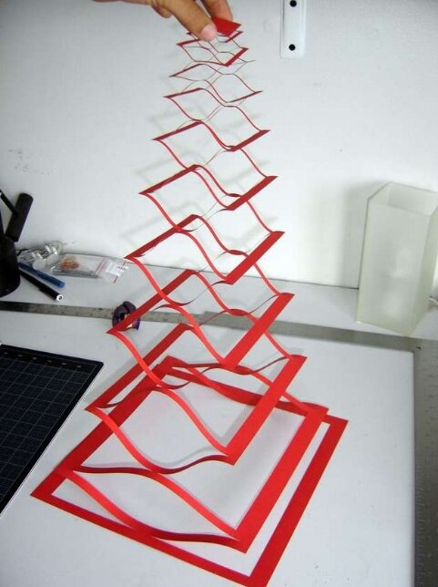 Пирамида из бумаги своими руками - схемы разных моделей и поэтапная инструкция