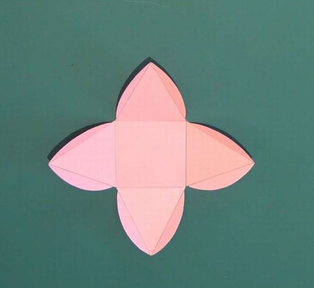 Пирамида из бумаги своими руками - схемы разных моделей и поэтапная инструкция