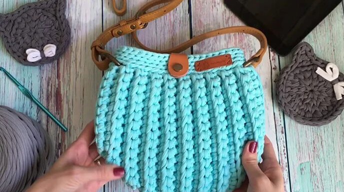 Вязаные сумки своими руками крючком - простые мастер-классы со схемами и описаниями для начинающих