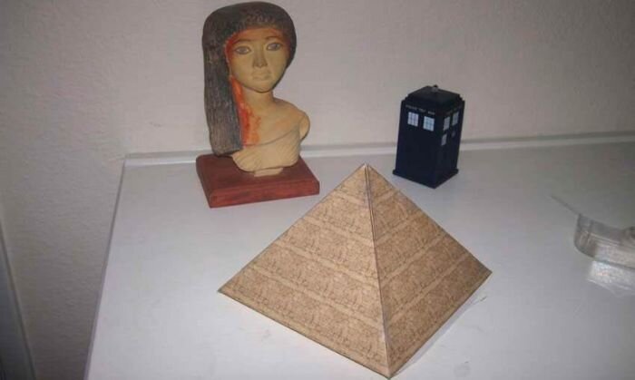 Пирамида из бумаги своими руками - схемы разных моделей и поэтапная инструкция